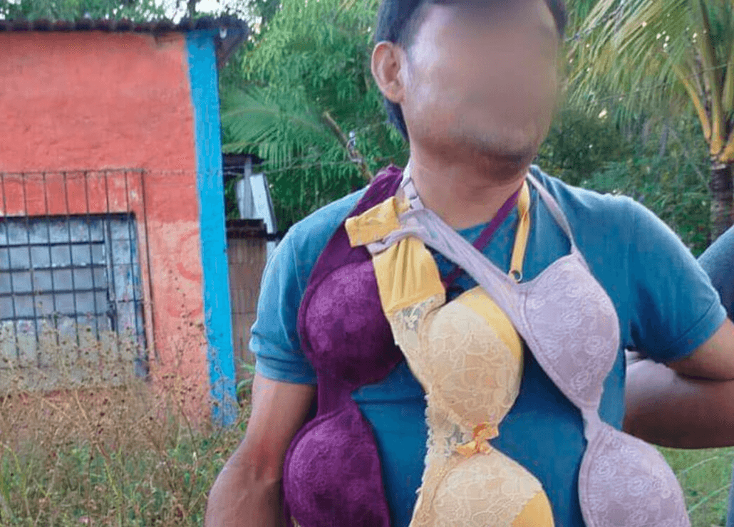Detienen a pervertido que robaba brasieres en Veracruz