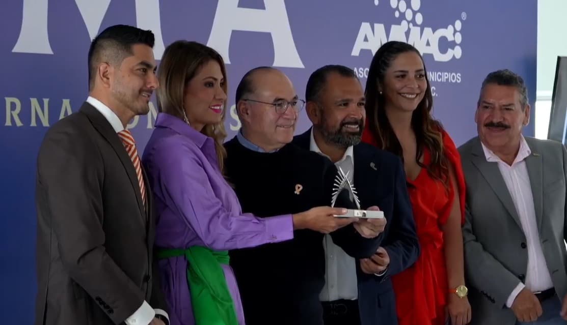 Recibe Galindo el Premio Alma 2025