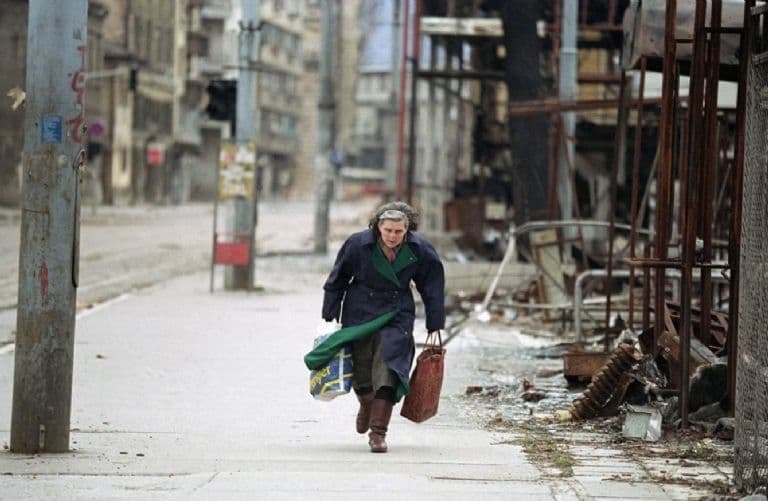 Revelan participación de profesionistas en “safaris humanos” de Sarajevo