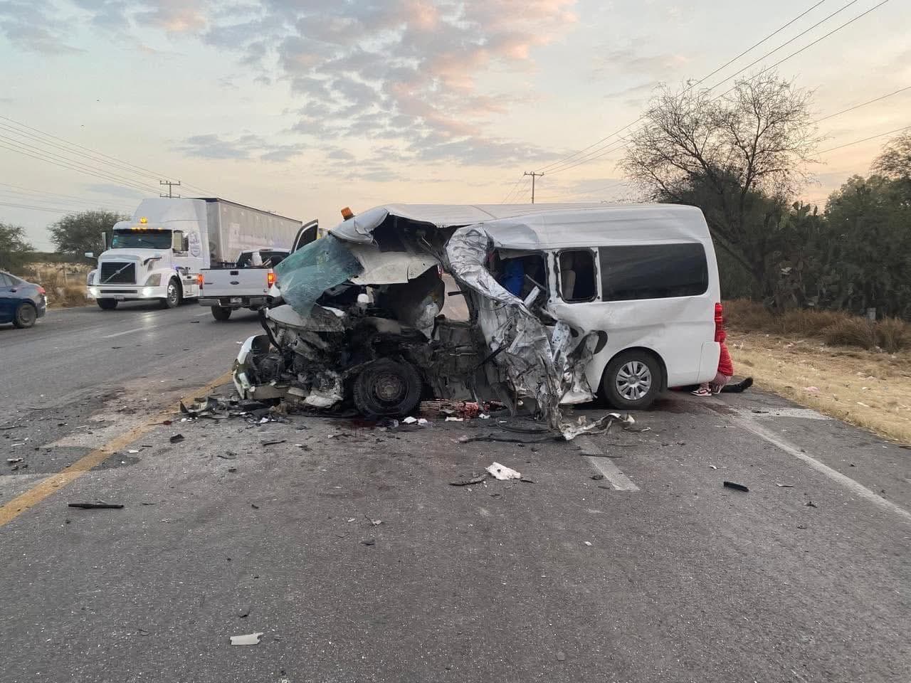 Alertan por sobrecarga laboral en operadores del transporte de personal