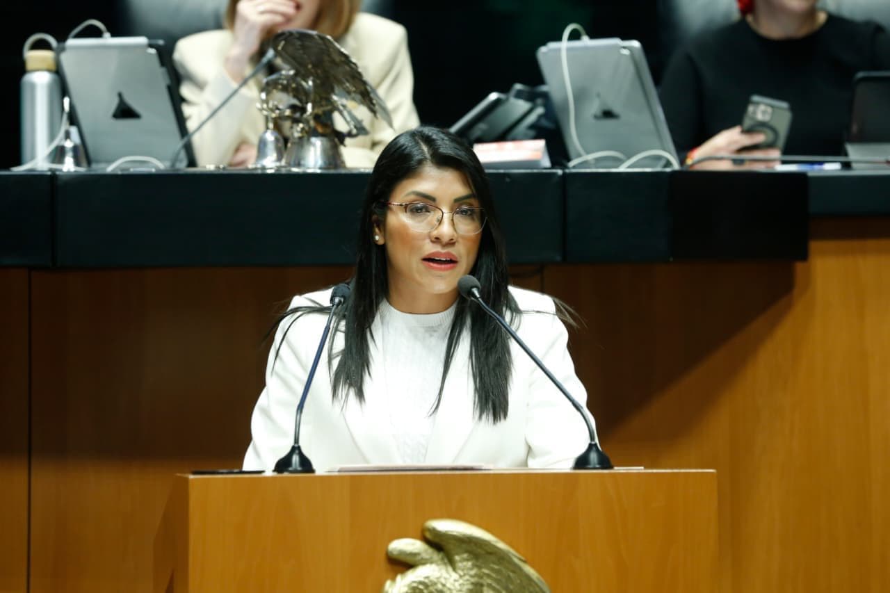 Advierte Vero Rodríguez riesgos para la FGR tras designación de Ernestina Godoy