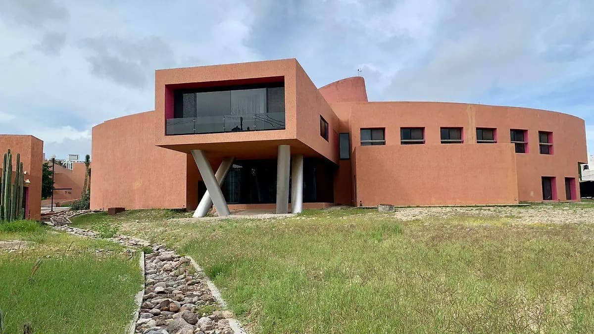 Pide El Colsan integración de estudios sociales y ambientales en proyectos estatales