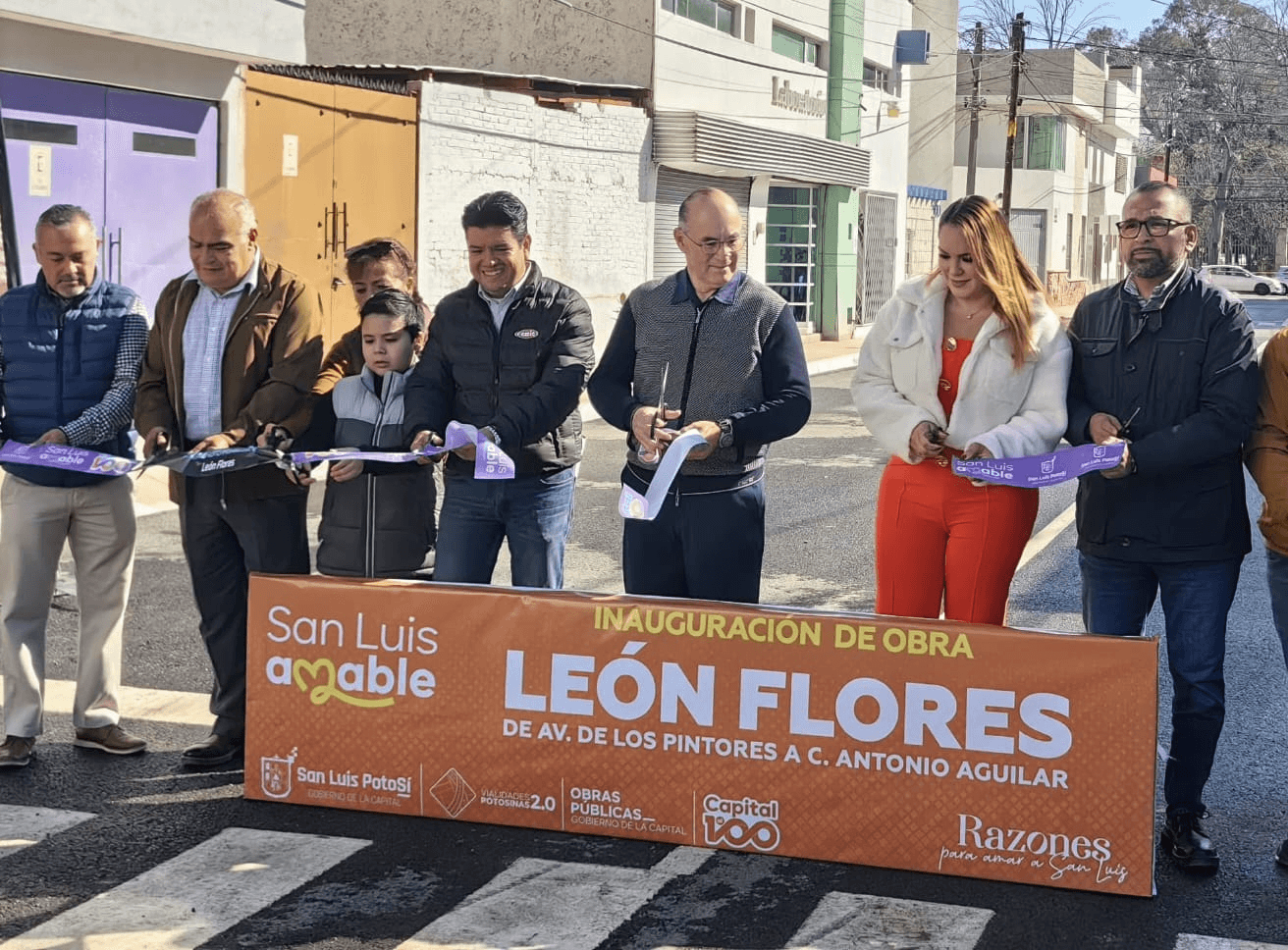 Entrega Galindo nuevas obras viales en Col. Burócratas del Estado