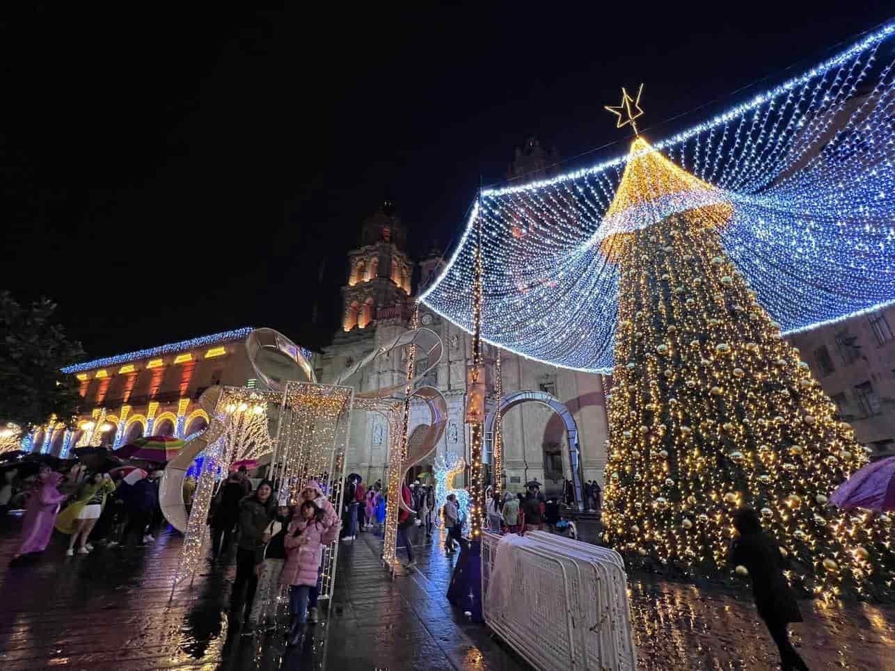 Redobla Ayuntamiento labores de ordenamiento comercial en el Centro Histórico