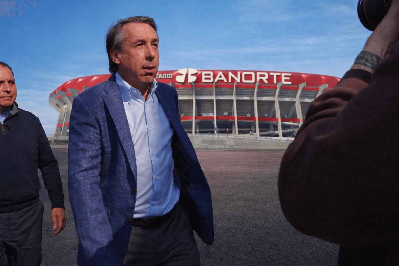 Vende Emilio Azcárraga casi la mitad del Club América y del Estadio Banorte
