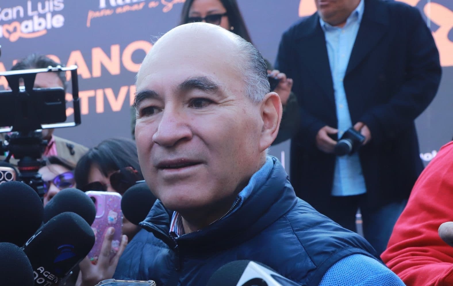Apuesta Galindo por gobernar desde las colonias