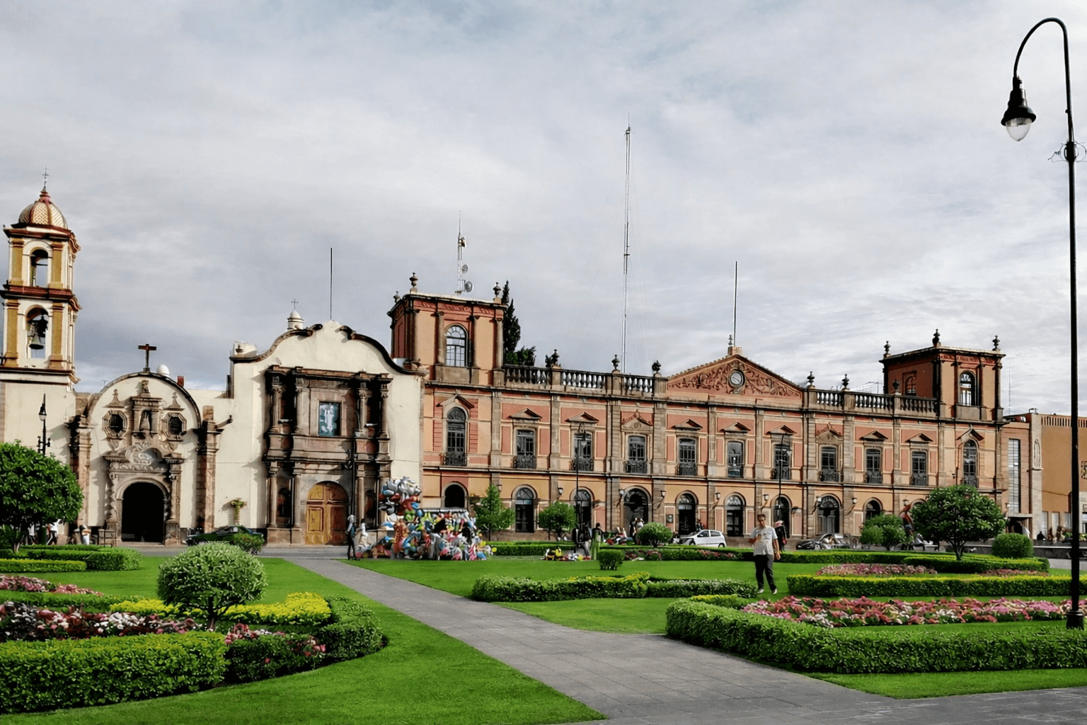 Plaza de Fundadores podría convertirse en un área verde