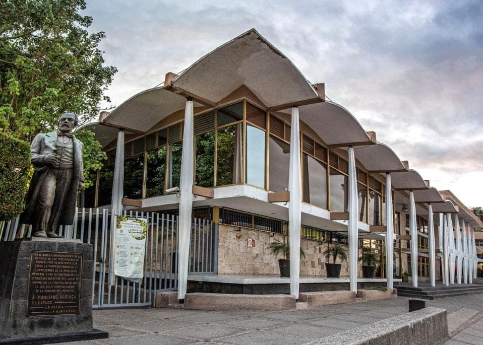 Alista UASLP proceso de elección para director de Derecho