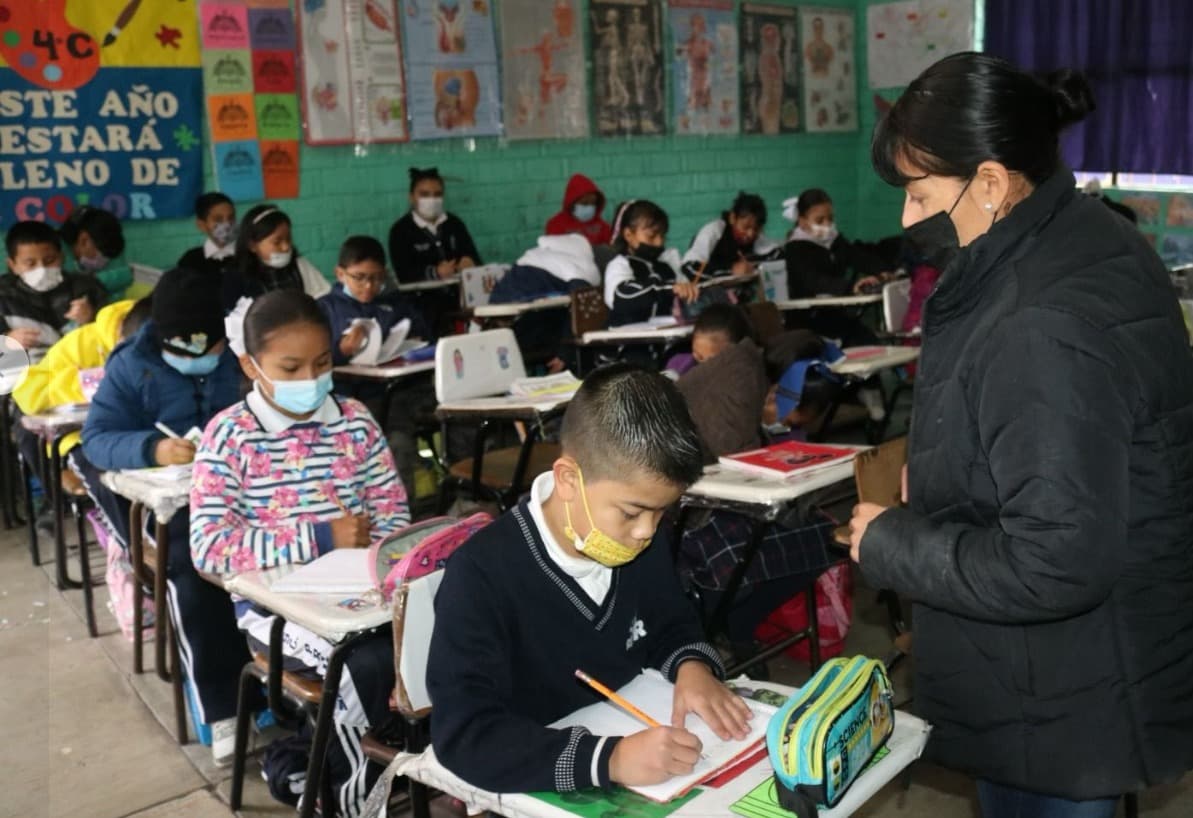 Enfermedades y frío disparan ausentismo escolar