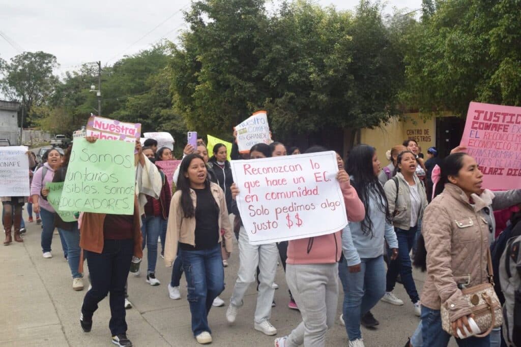 Maestros de CONAFE denuncian bajos salarios en comunidades rurales