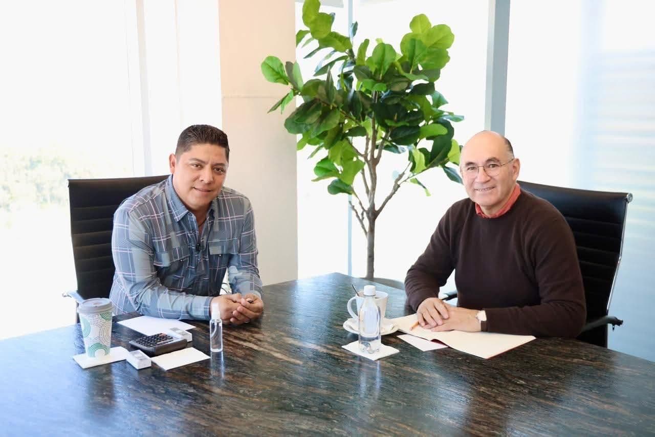 Ayuntamiento y Ejecutivo Estatal en reunión por la Capital