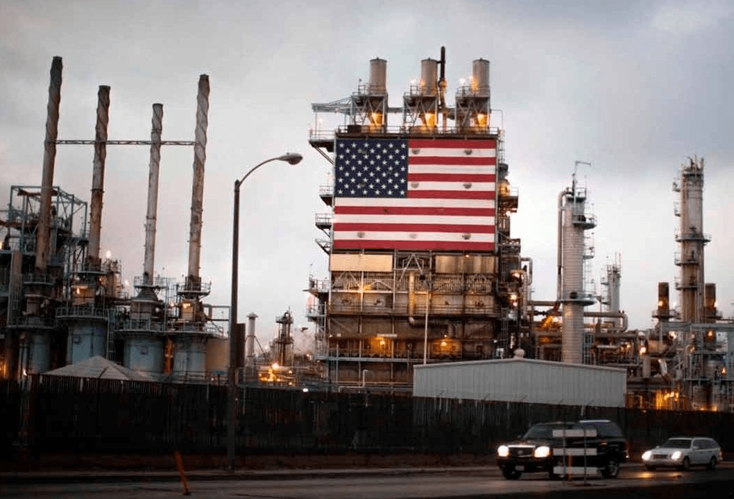 Se deslindan empresas petroleras estadounidenses de detención de Maduro