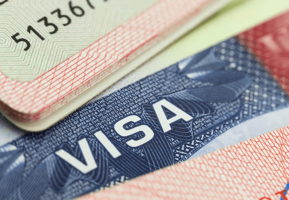 Suspenderá temporalmente EUA tramitación de visas