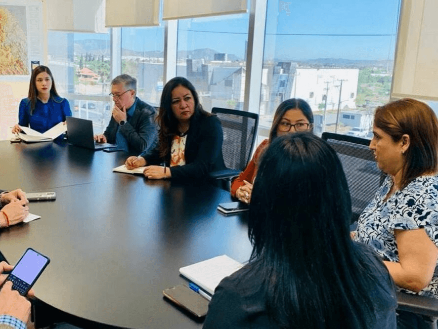 Carga fiscal obliga a empresarias a reestructurar negocios: AMEXME