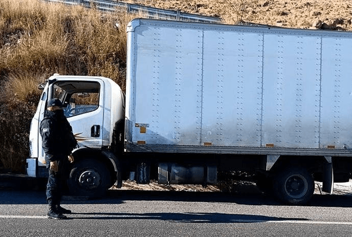 Identifican vehículo de paquetería robado por cámaras del C4