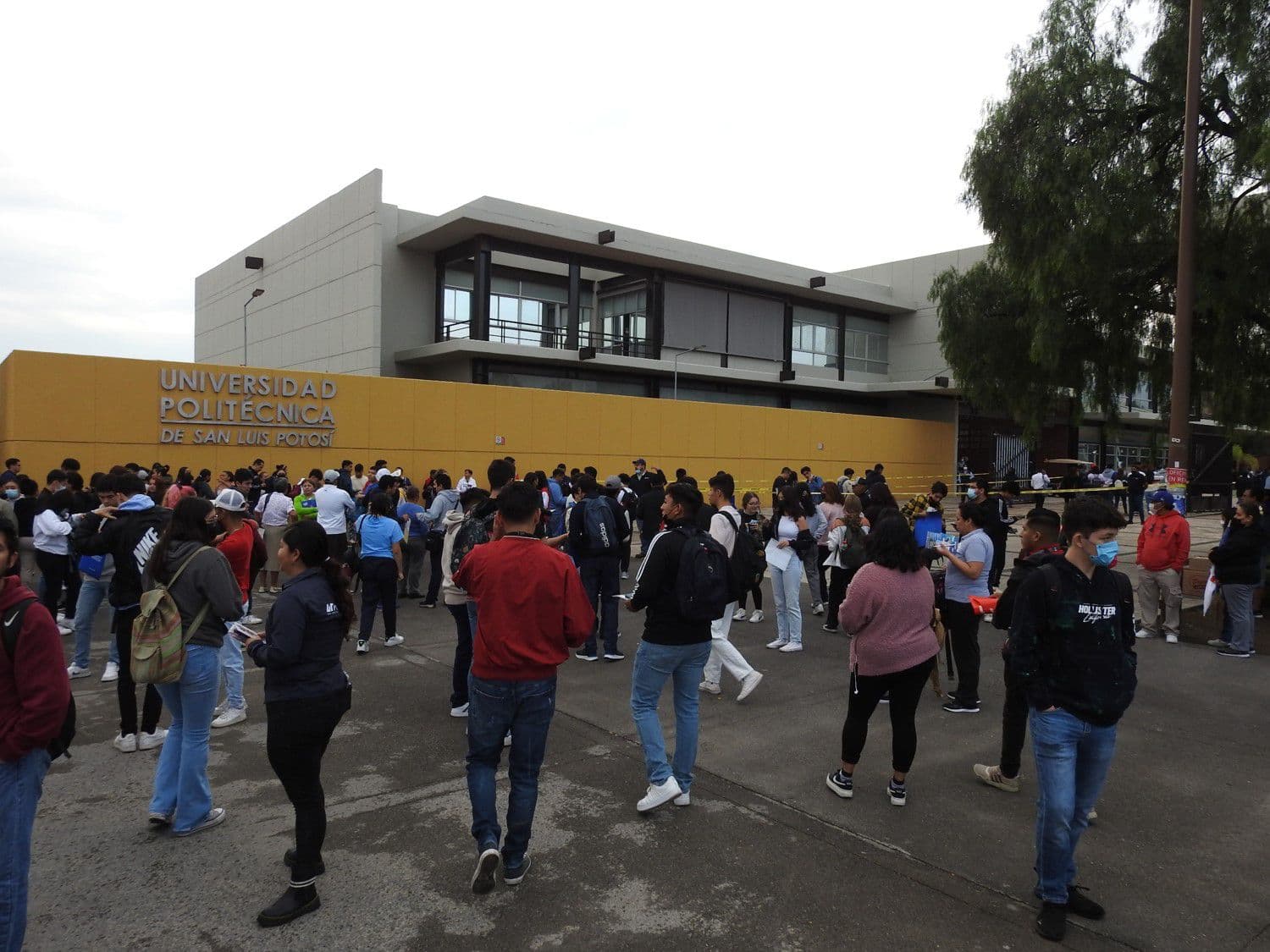 Aspiran Mil 200 entrar a la Politécnica este año