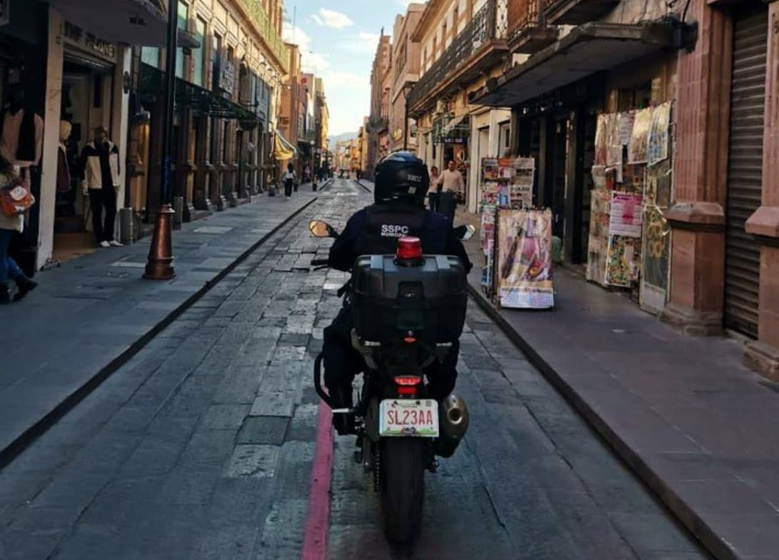 Refuerzan operativos de seguridad en Centro Histórico