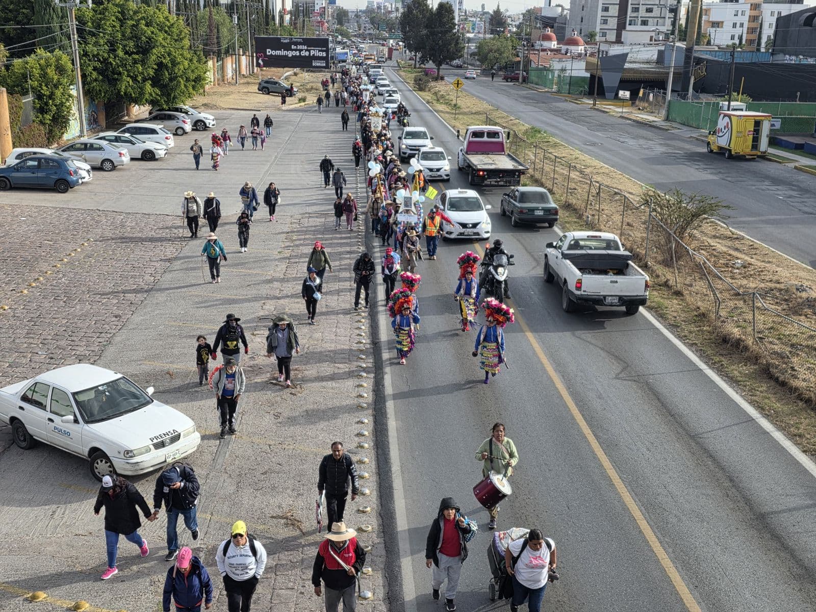 Potosinos parten en peregrinación hacia San Juan de los Lagos