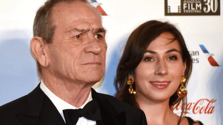 Muere Victoria Kafka Jones, hija de Tommy Lee Jones, en hotel de San Francisco