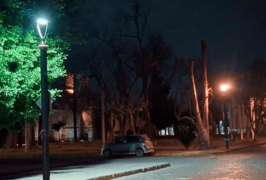 Se roban fusible y dejan sin luz un tramo de la Calzada de Guadalupe
