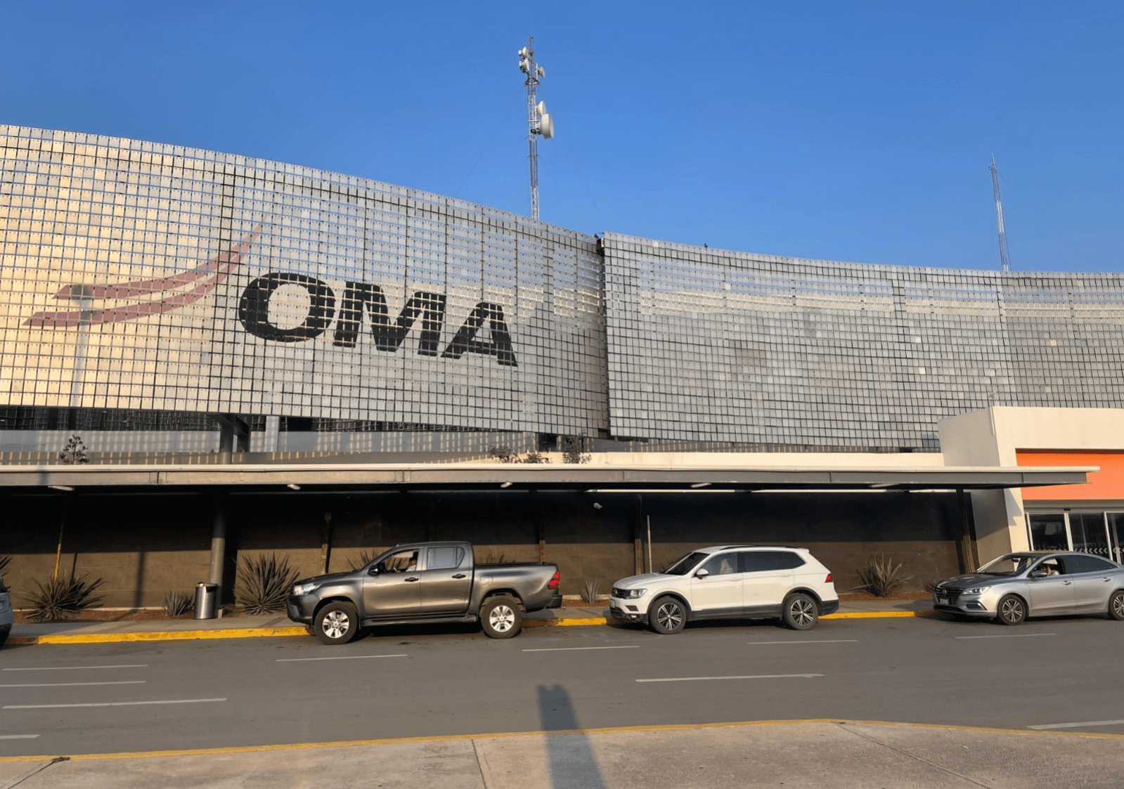 Invertirá el Aeropuerto Ponciano Arriaga en infraestructura operativa