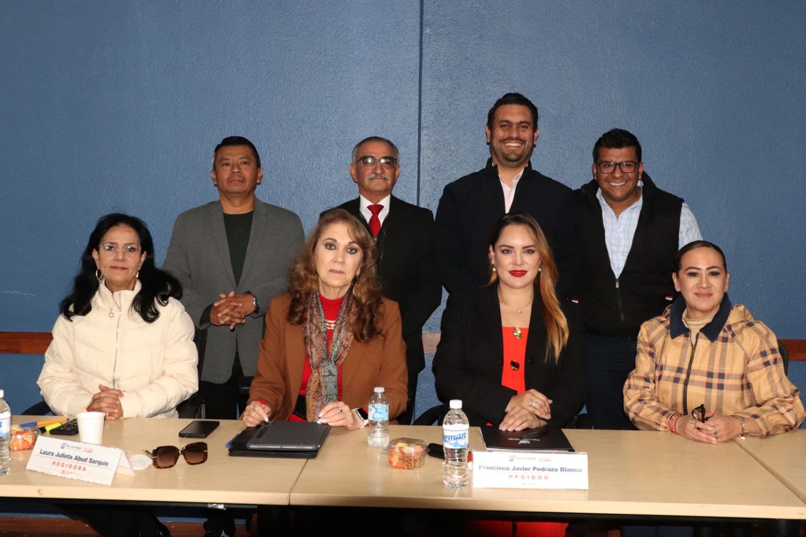 Aprueban Premio Municipal de Literatura 2026