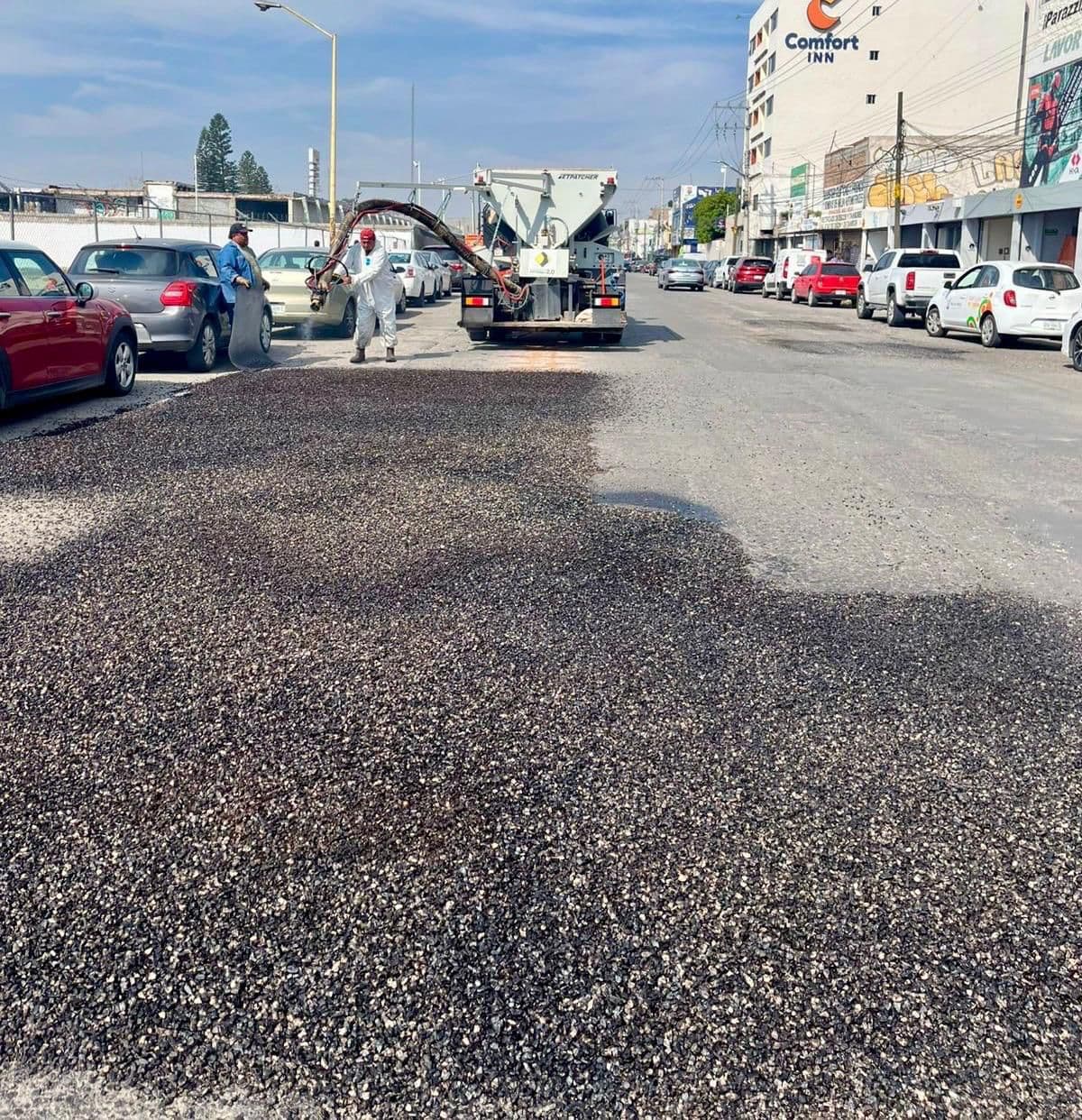 Avanza bacheo en SLP con trabajos simultáneos en colonias y comunidades