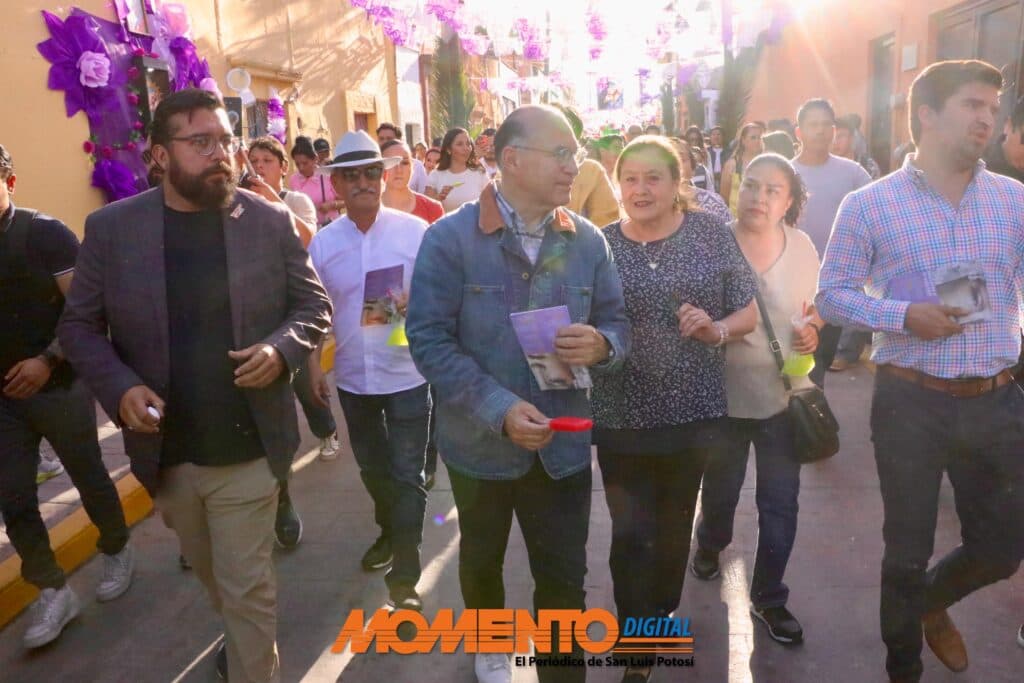 El Callejón del Buche se llena de vida al arrancar la Semana Santa