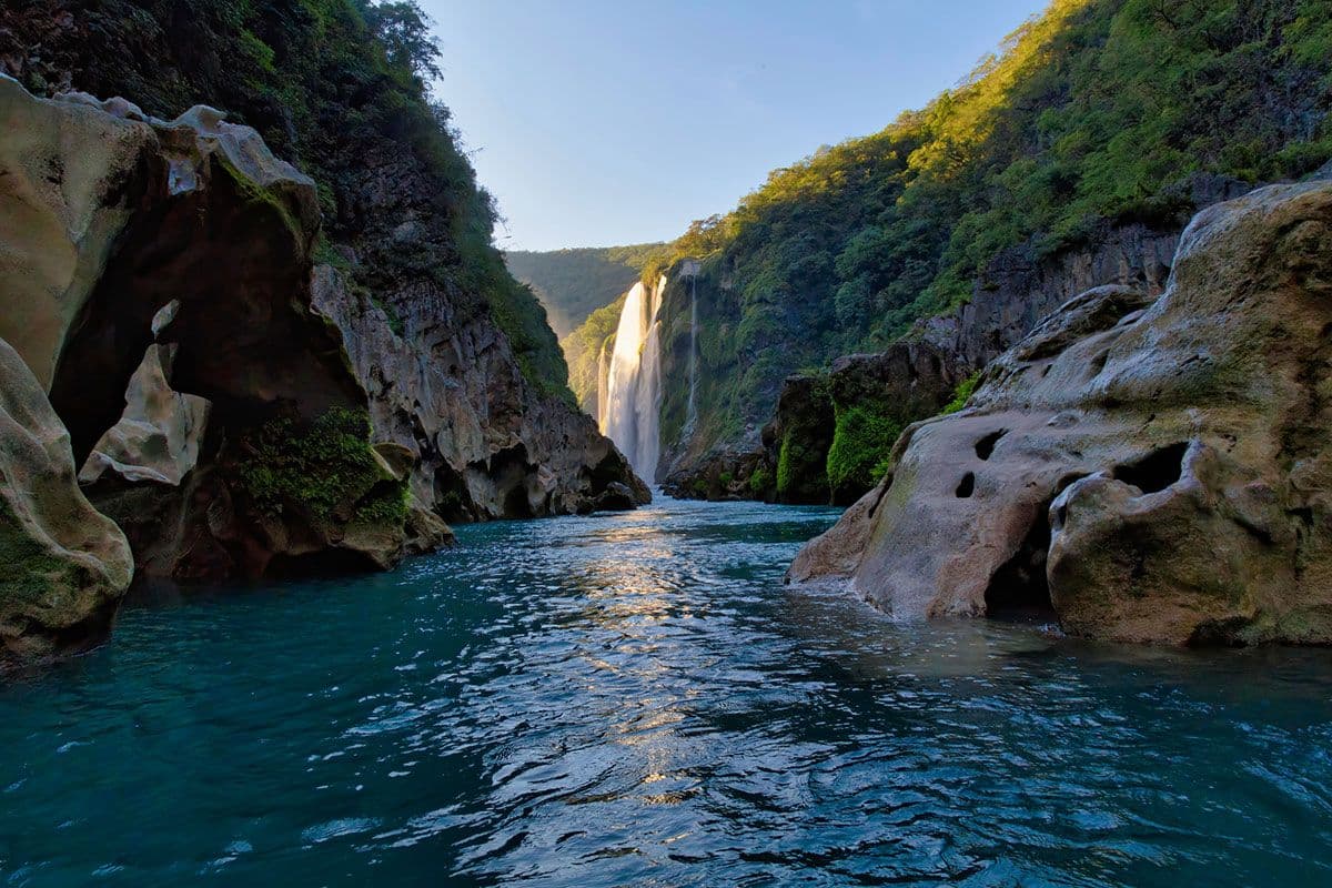 Tamul se mantiene en Semana Santa pese a baja en su caudal