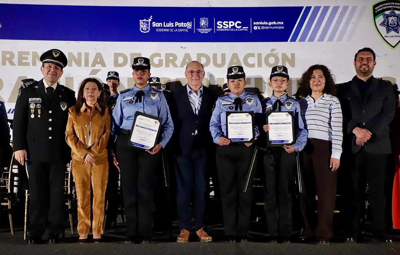 Encabeza Galindo graduación de Policías Centinelas
