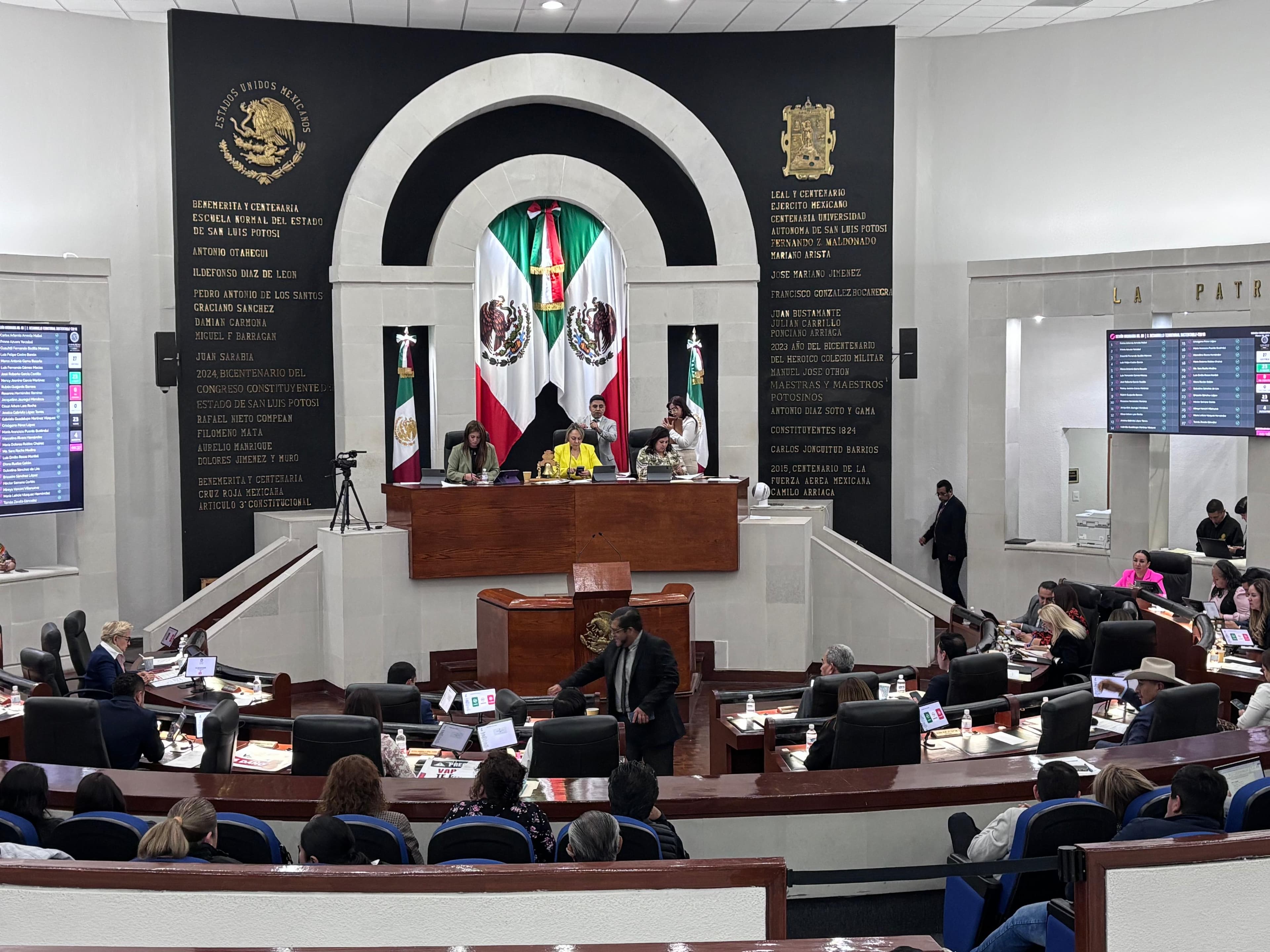 Ajustarán reforma electoral para evitar riesgos constitucionales