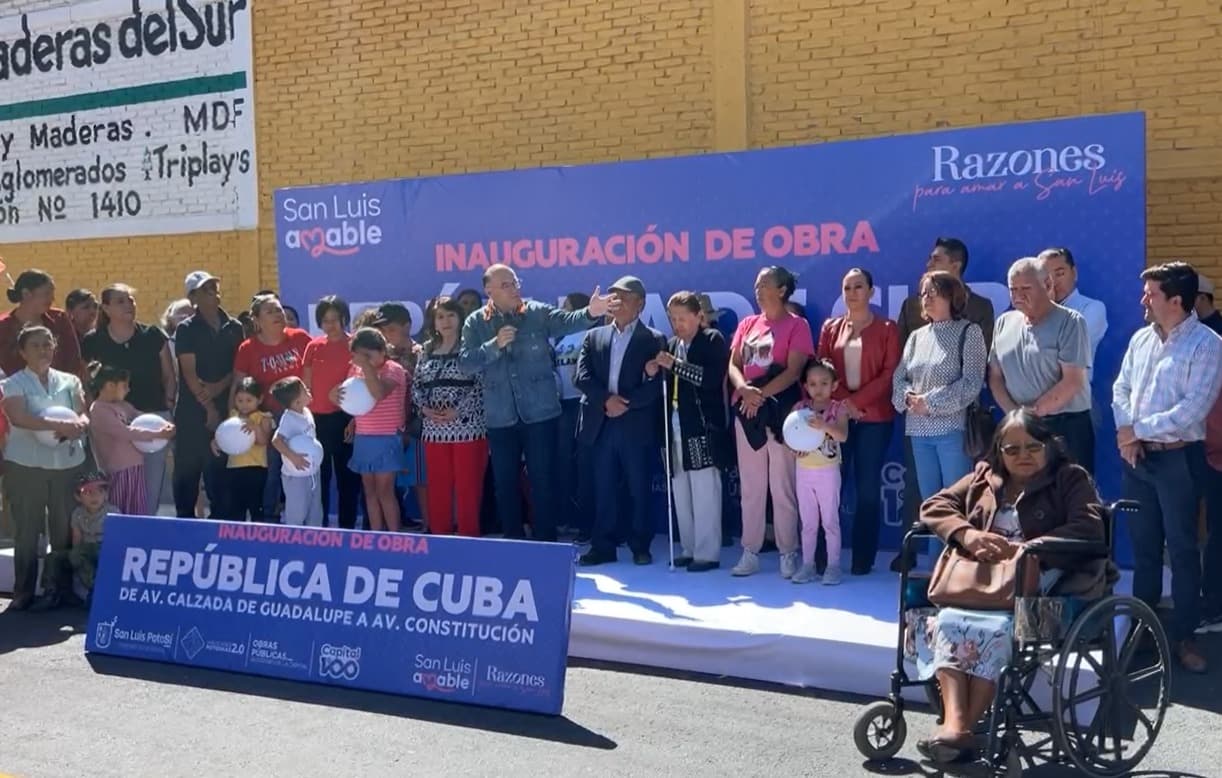 Entregan rehabilitación de calle en Industrial Satélite
