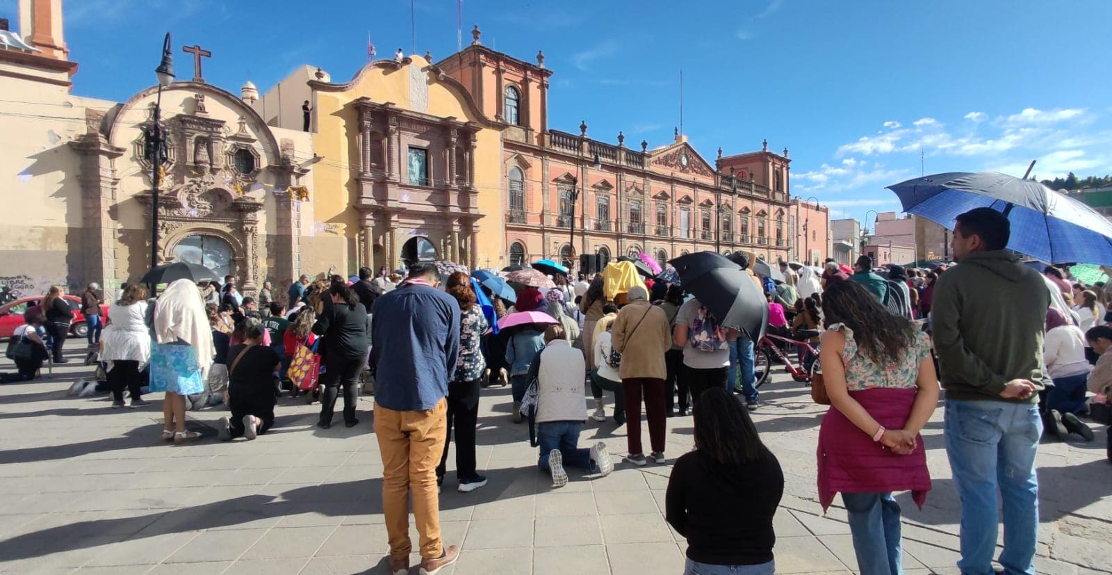 Celebran Misa del Desagravio tras daños en el Templo de La Compañía
