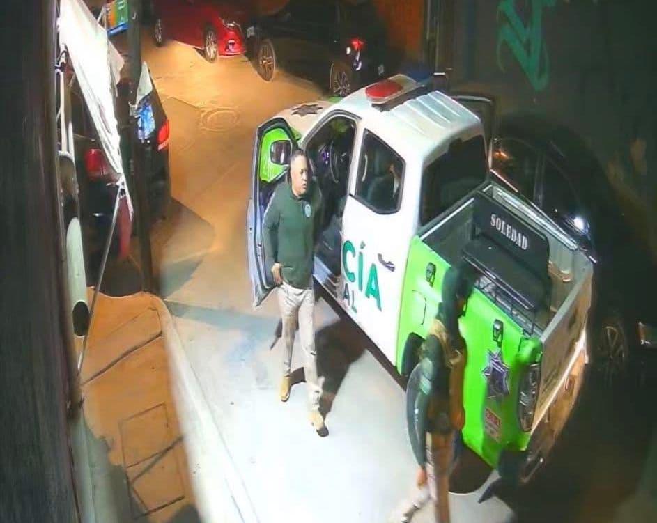 Cachan a policías de Soledad en robo