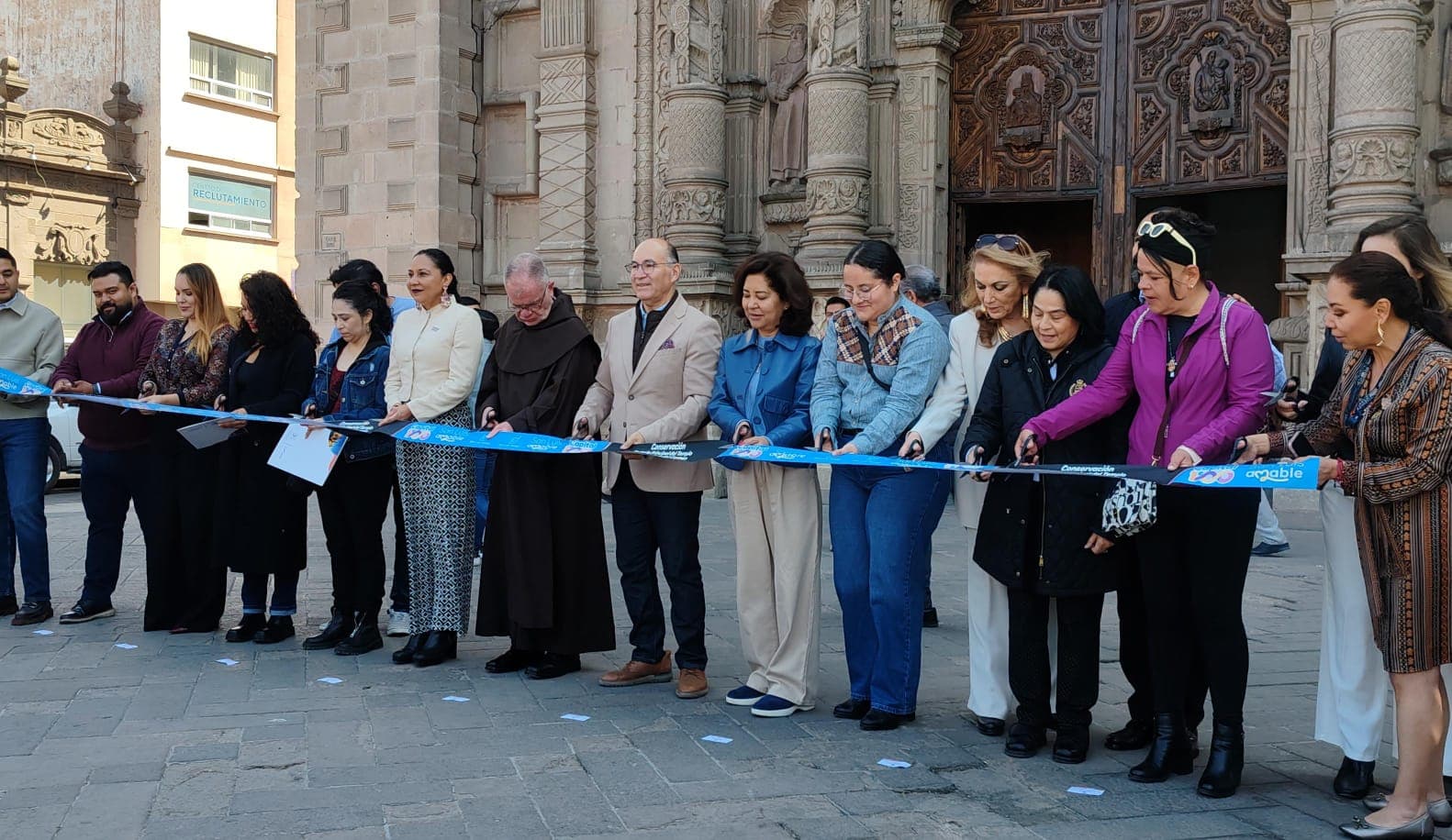 Entregan rehabilitación de la fachada del Templo del Carmen