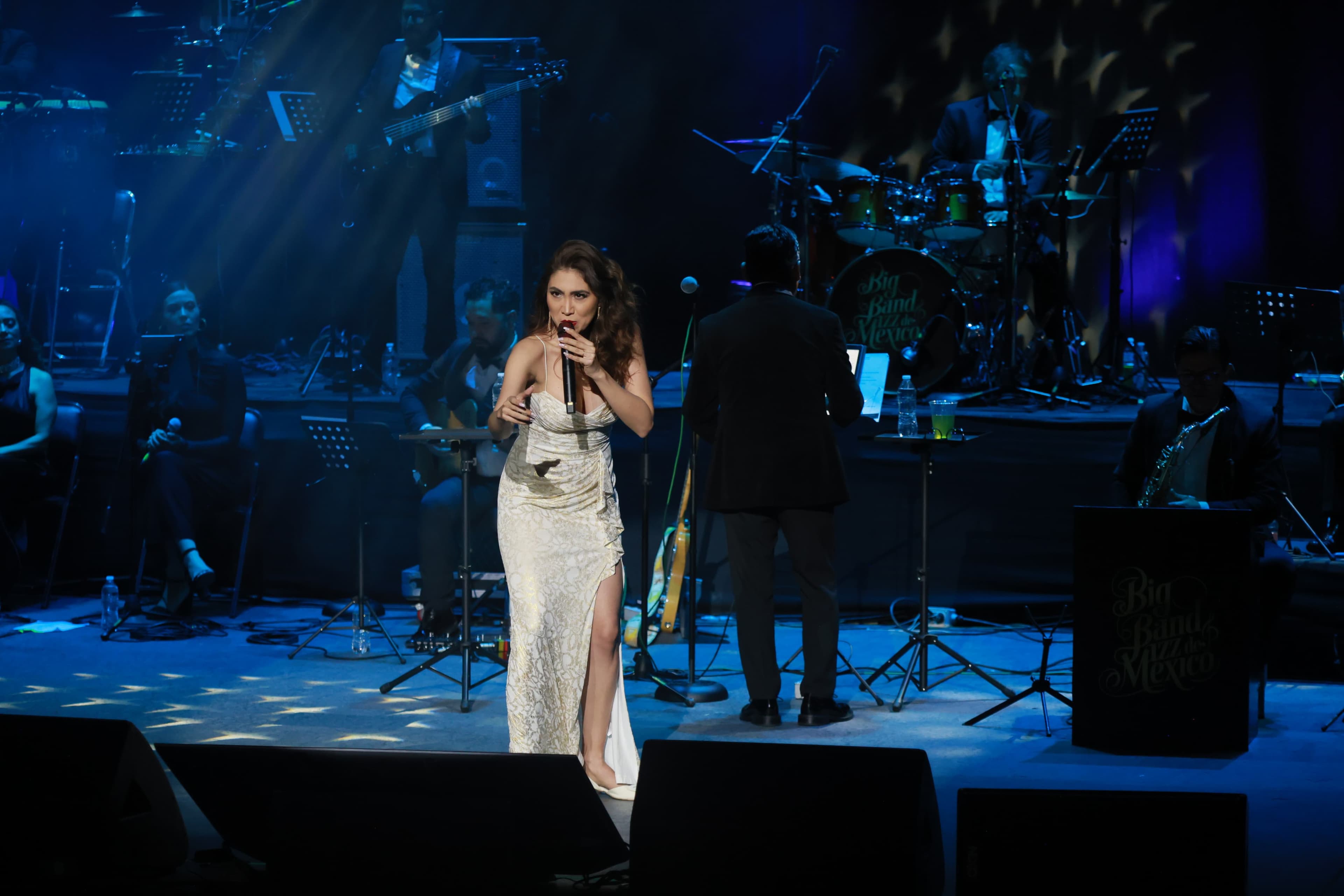“Querido Divo” conquista el Teatro de la Paz con emotivo homenaje a Juan Gabriel