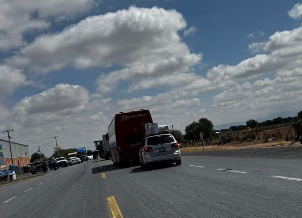 Por abandono al campo bloquean rúa a Guadalajara