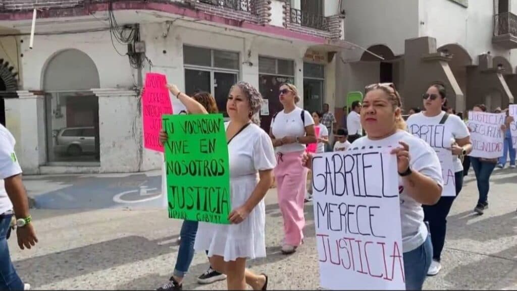 Exigen justicia por enfermero asesinado en Ciudad Valles
