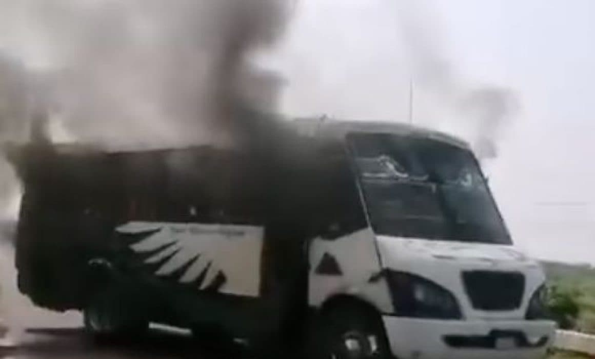 Violencia se expande a Apatzingán, Michoacán: incendian vehículos