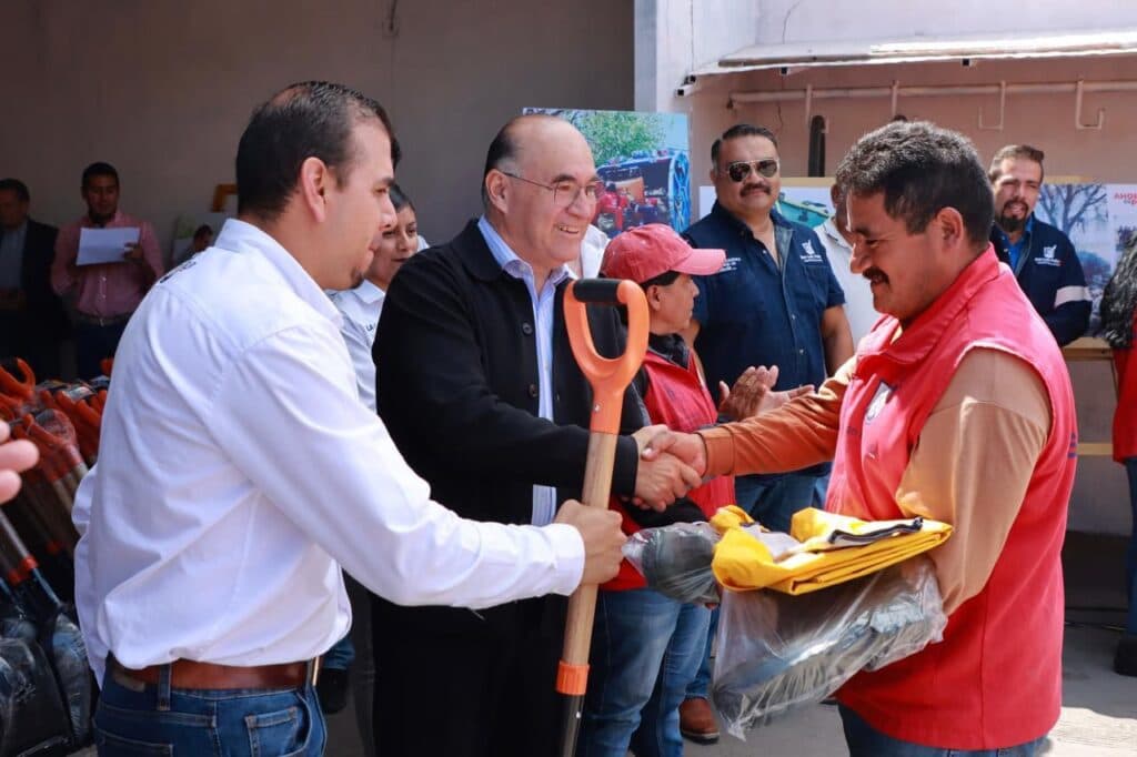 Agradece Galindo esfuerzo de trabajadores de limpieza por el municipio