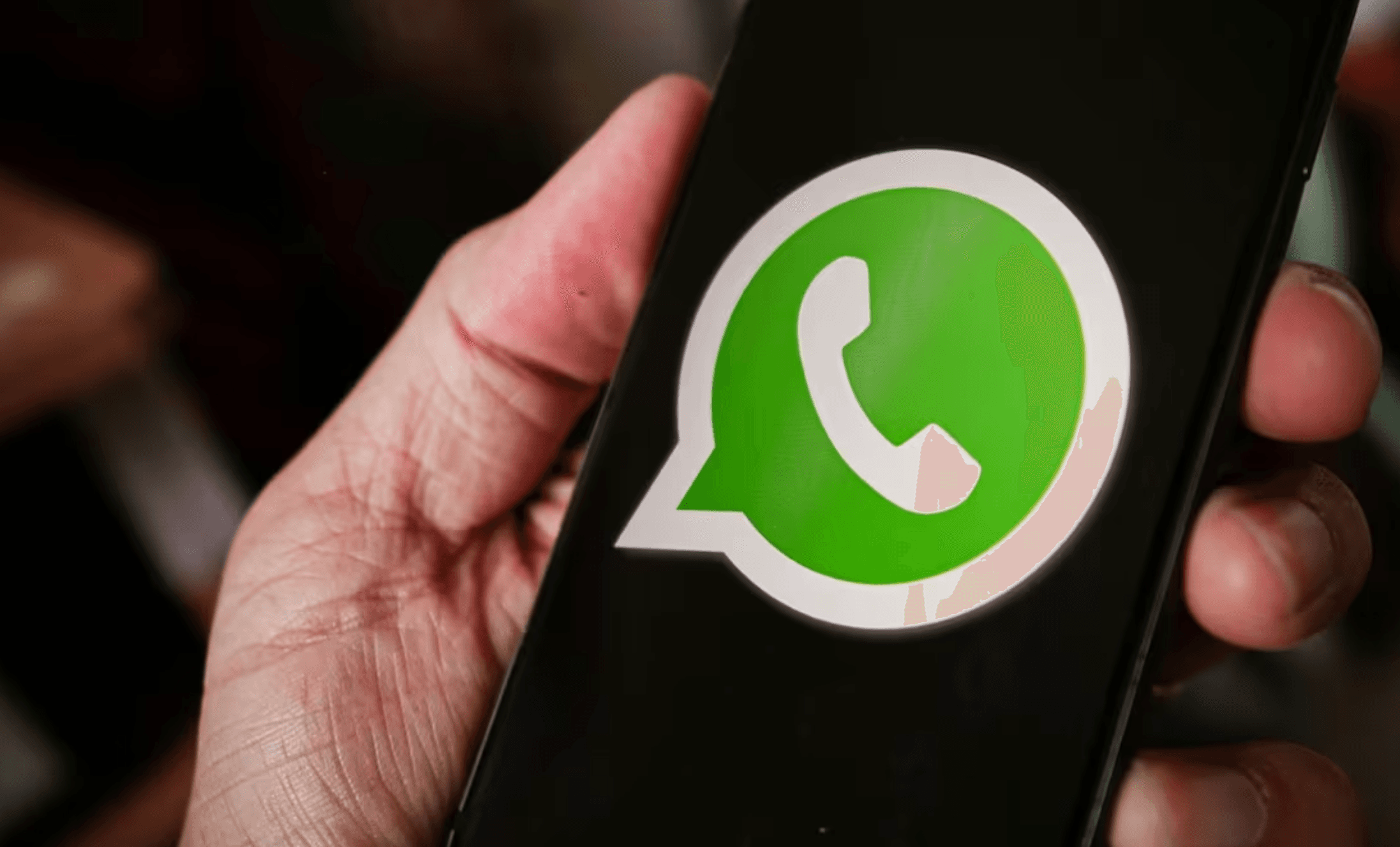 Cuidado con el nuevo fraude en grupos de WhatsApp: así operan los ciberdelincuentes
