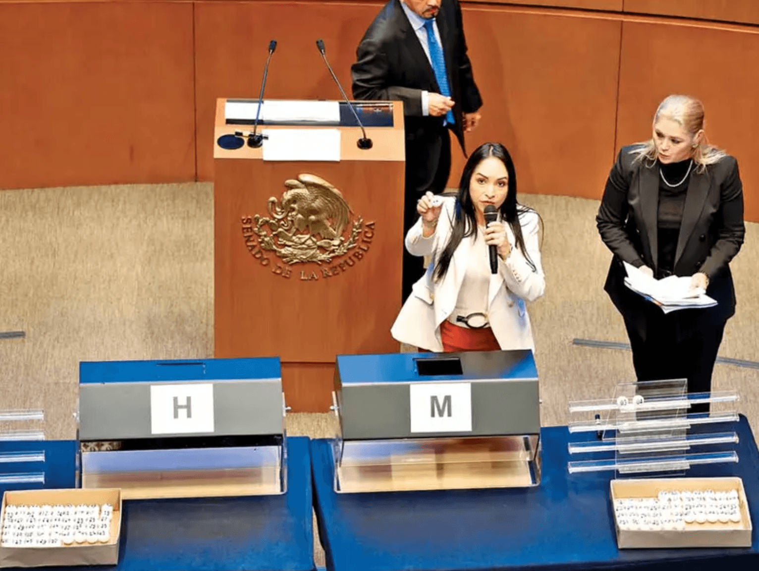 Noroña llama a no votar por candidatos del Poder Judicial tras polémico sorteo