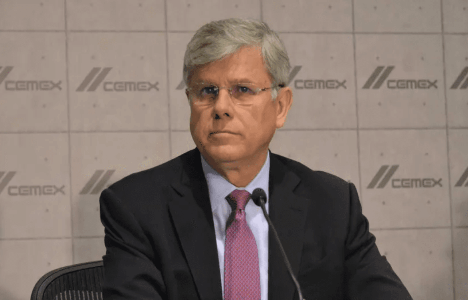 Cemex anuncia retiro de Fernando González Olivieri como director general