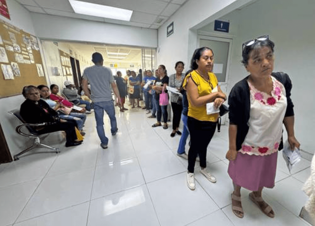 Refuerzan atención médica en Chiapas con llegada de médicos cubanos