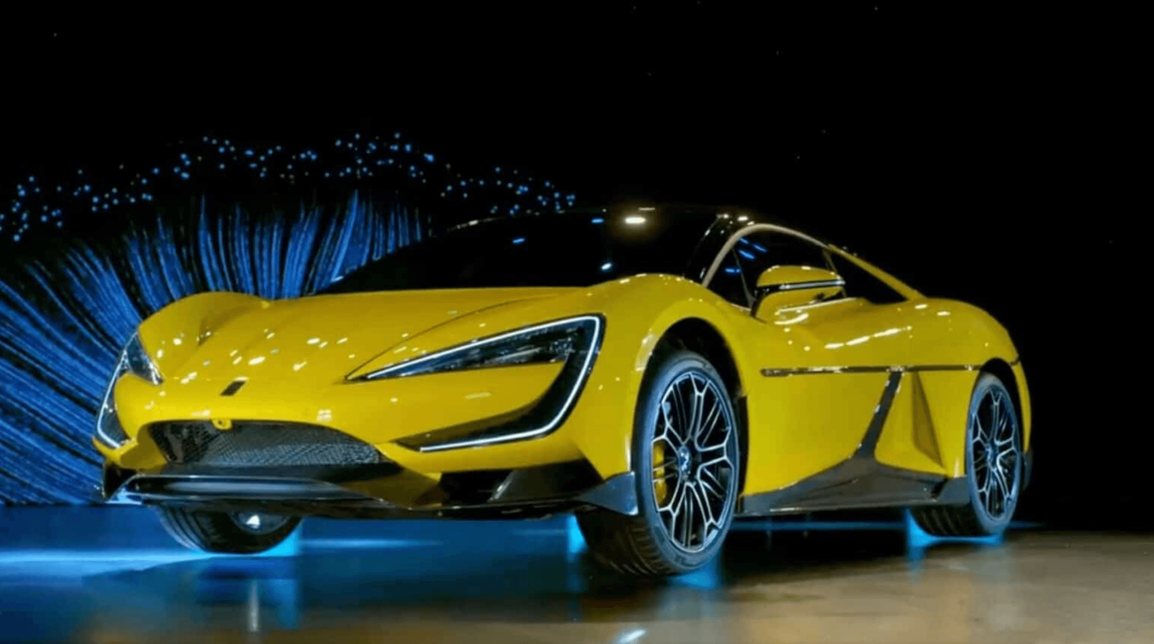 China presenta un coche eléctrico que puede saltar obstáculos