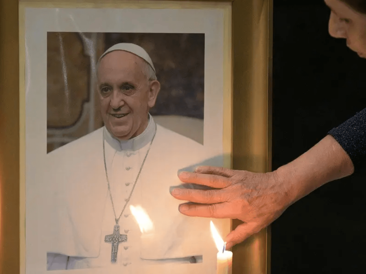 La renuncia del Papa Francisco fue firmada en 2013 y podría ser presentada por razones de salud
