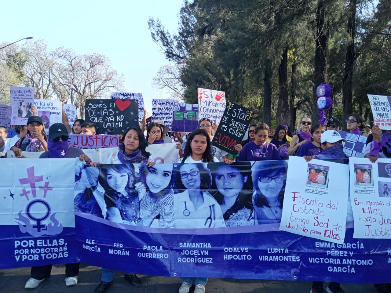 Mujeres marchan en San Luis Potosí para exigir justicia y alto a la violencia de género