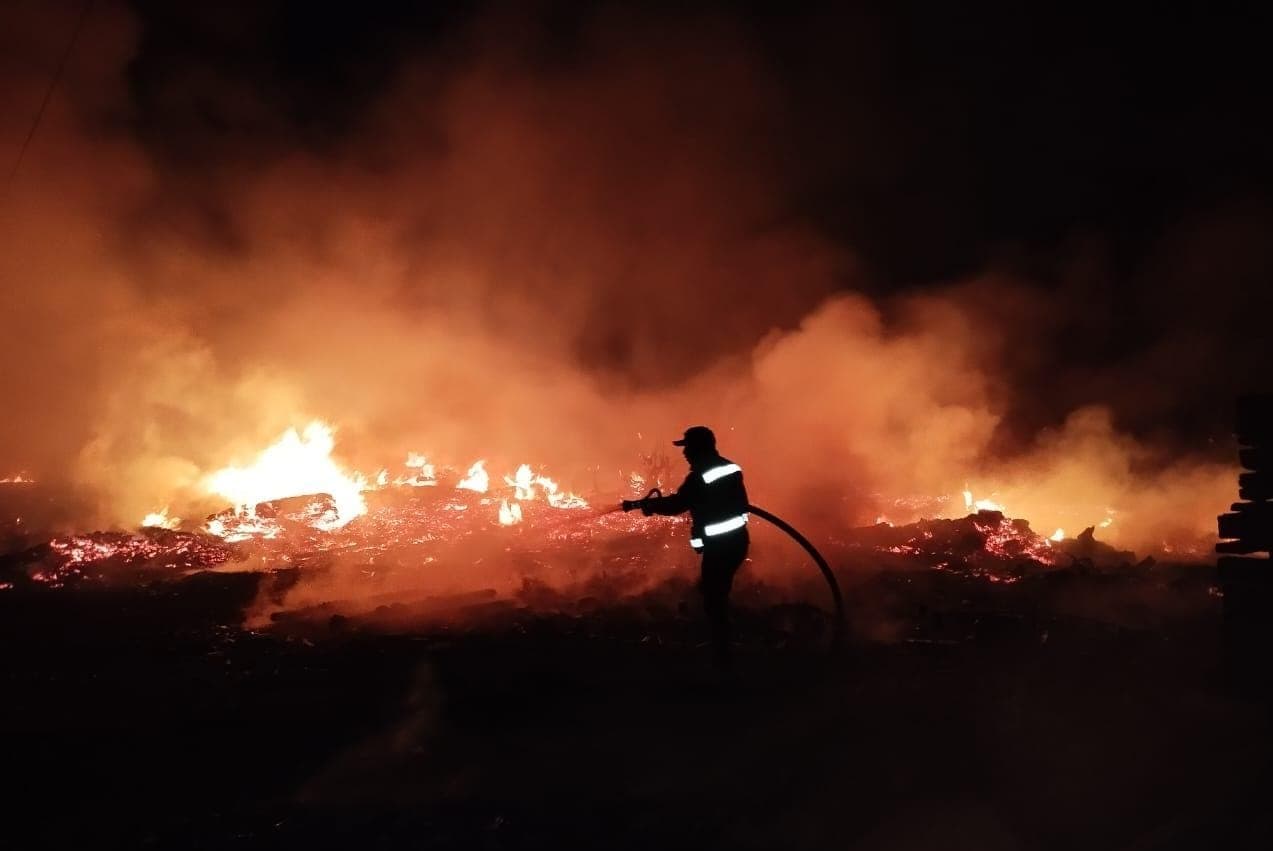 Incendio en Fracción Milpillas moviliza a cuerpos de emergencia