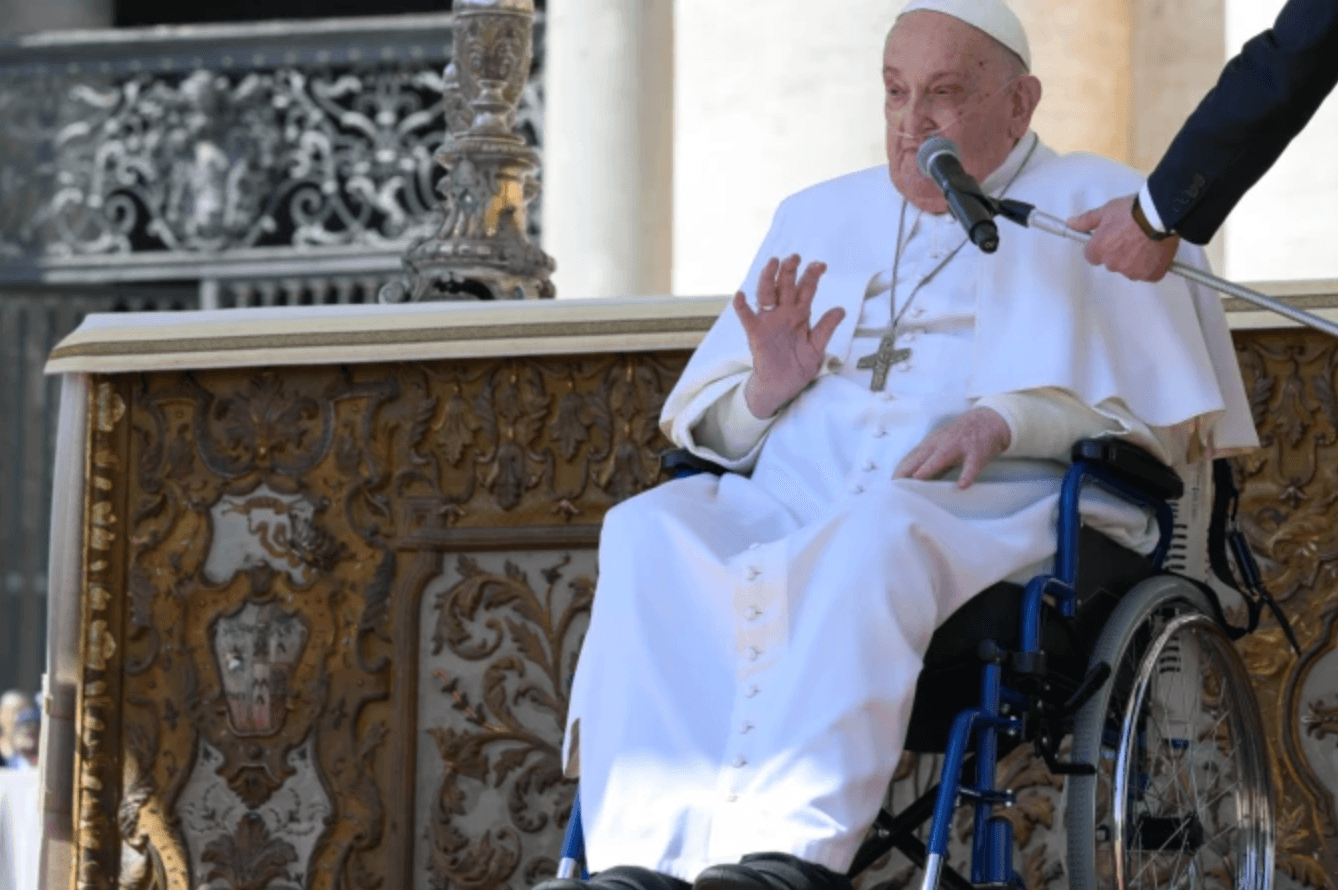 El Papa Francisco exhorta a los enfermos a encontrar consuelo en la Cruz