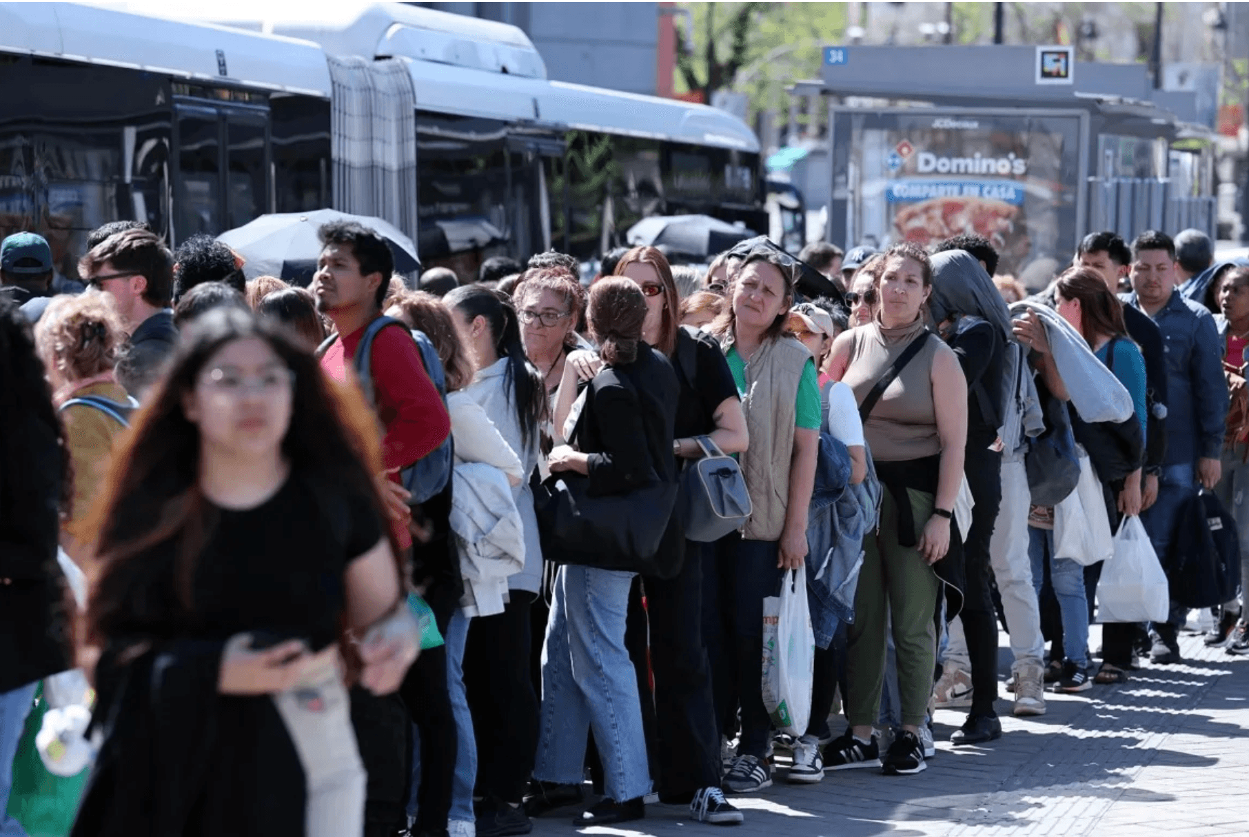 Un apagón masivo deja a España y Portugal sin electricidad durante 12 horas